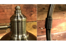 Lampe de bureau rétro avec bras en métal galbé, finition bronze doré