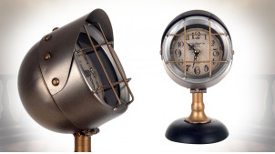 Horloge à poser en forme d'ancien projecteur de bateau, en métal anthracite et verre, ambiance vintage, 22cm