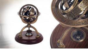 Déco à poser en laiton et bois, astrolabe et boussole, finition usé, ambiance reproduction ancienne, 14cm