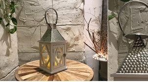 Lanterne blanche décorative esprit maison en bois et métal, finition blanc et argenté vieilli, 51cm