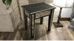Table de chevet en bois avec plaquage métal et miroirs, ambiance orientale, 44cm