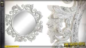 Miroir rond, encadrement en bois esprit baroque, finition argenté vieilli, 71cm