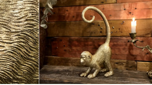 Représentation d'un singe en résine finition dorée, ambiance tropicale chic, 33cm