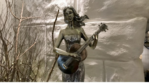 Grande statue en résine finition argent ancien, femme guitariste esprit nymphe mythologie grecque, 79cm