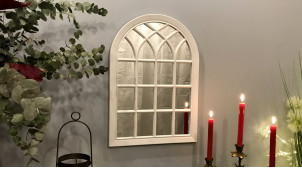 Miroir en forme de fenêtre arrondie, finition blanc laqué esprit ferronnerie extérieure ambiance campagne, 55cm