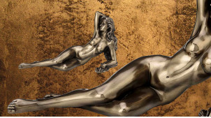 Allongée et relaxée, représentation d'une femme nue en résine, finition vieux bronze et reflets dorés, collection Nudités, 21cm
