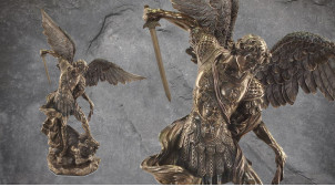 Archange Saint-Michel, représentation de 78cm de l'ange combatant le mal, ailes déployées, en résine finition bronze vieilli, collection Terre des Dieux
