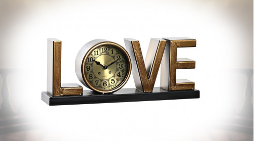 Horloge décorative de table en résine en forme de LOVE